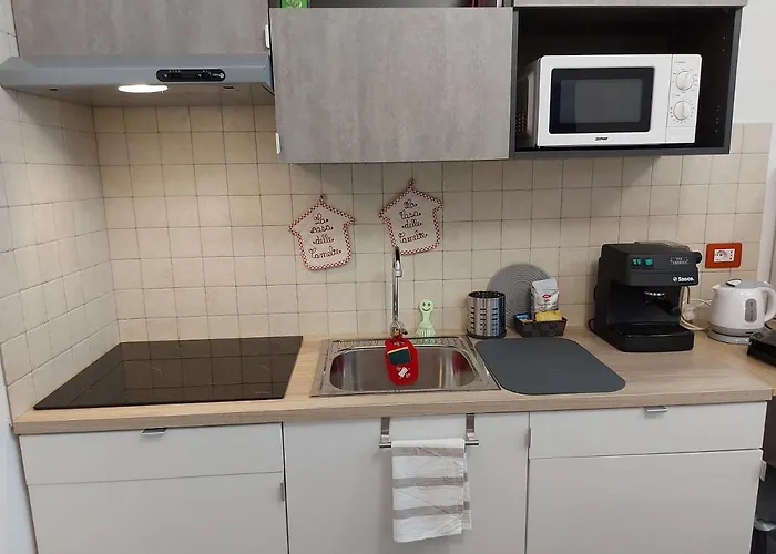 La Casa Delle Camelie ستريزا