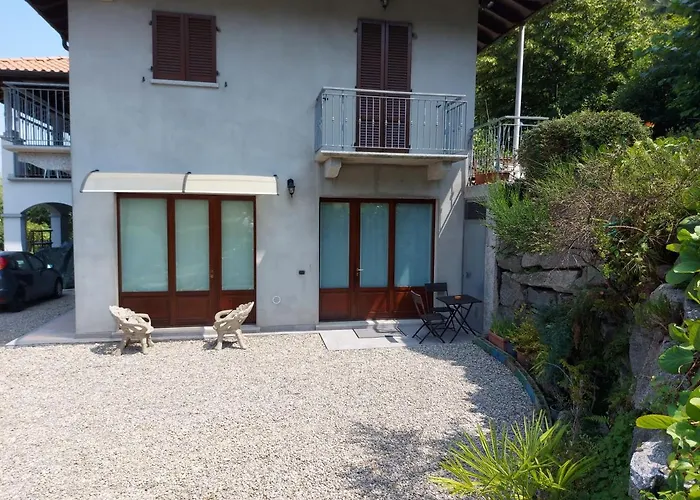 La Casa Delle Camelie Hébergement de vacances *