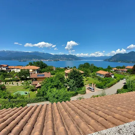 La Casa Delle Camelie