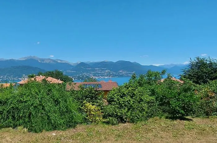 La Casa Delle Camelie * Stresa